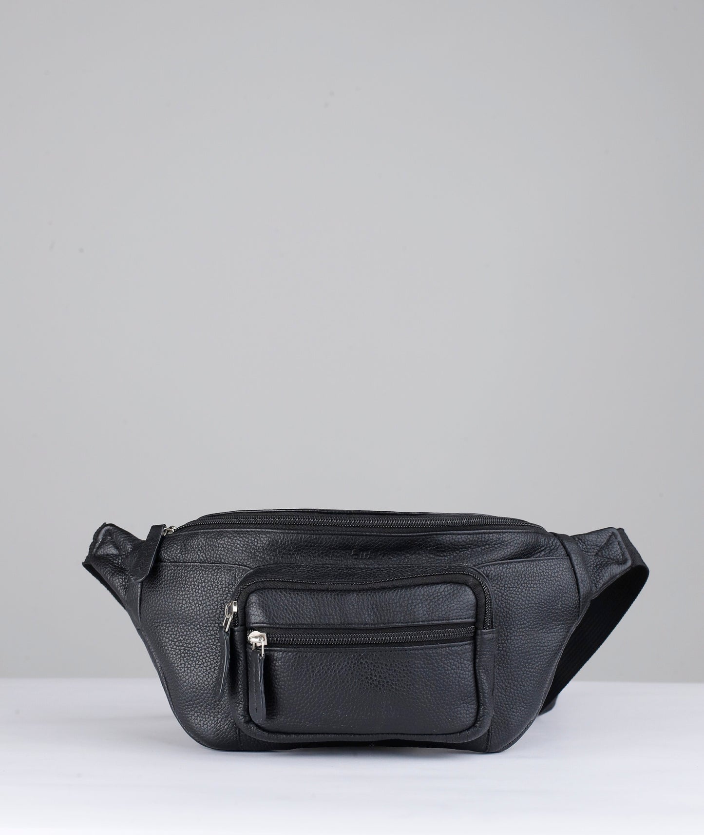 Titan- Crossbody