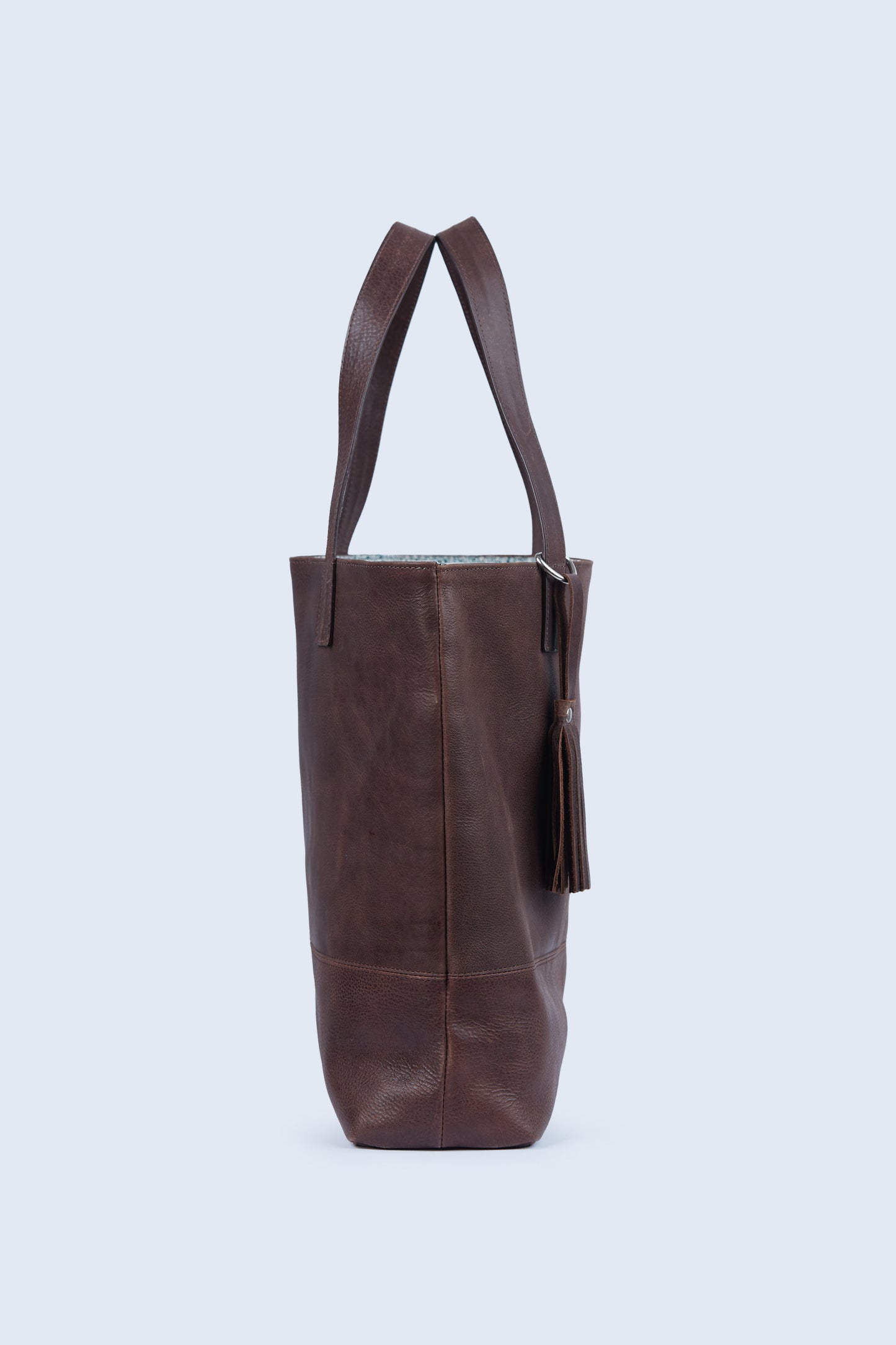 Carina-Tote