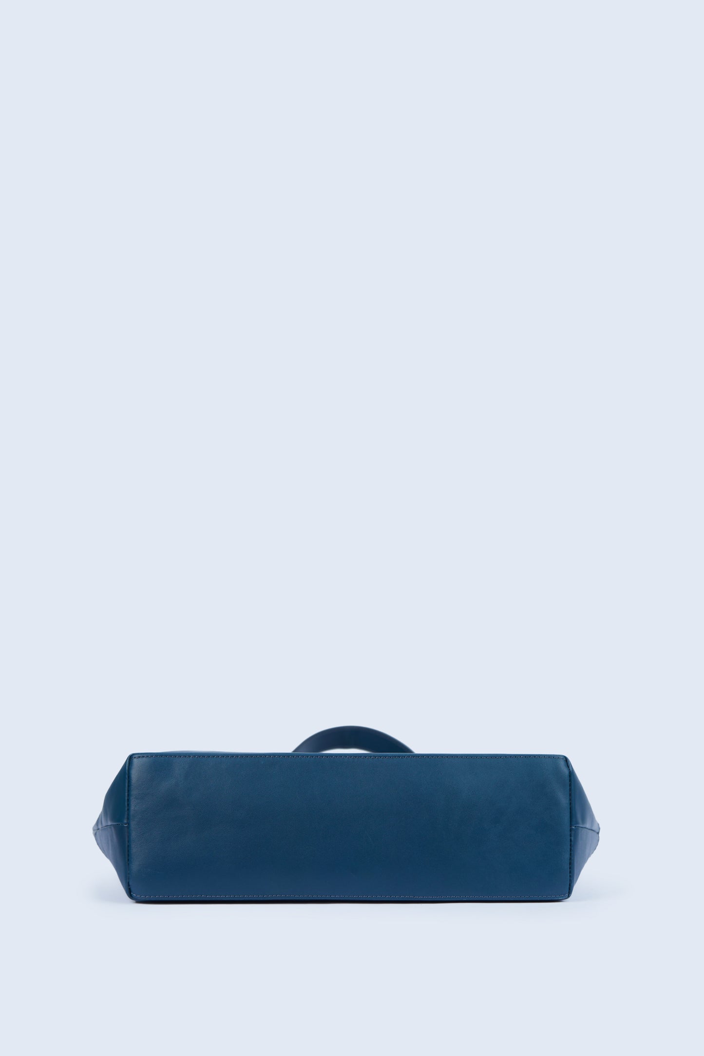 Carina - Tote