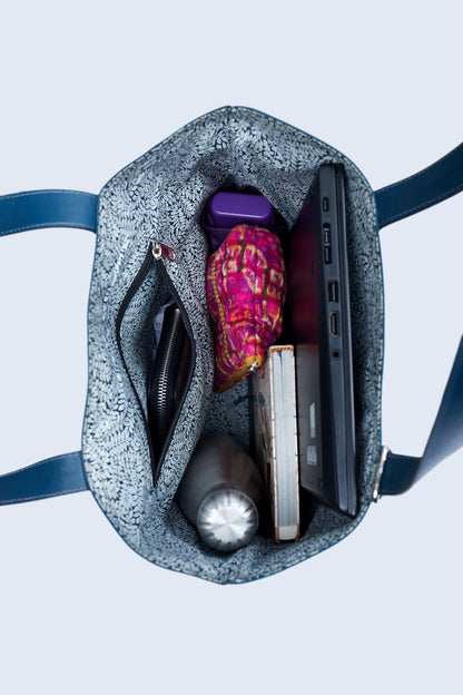 Carina - Tote