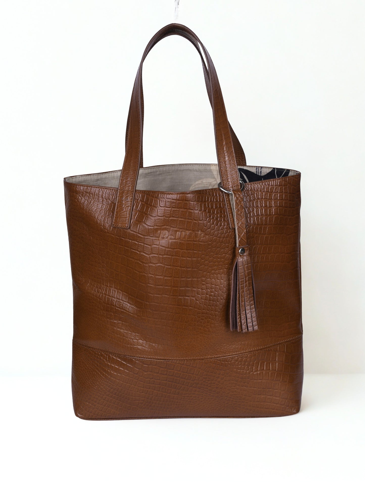 Carina- Tote
