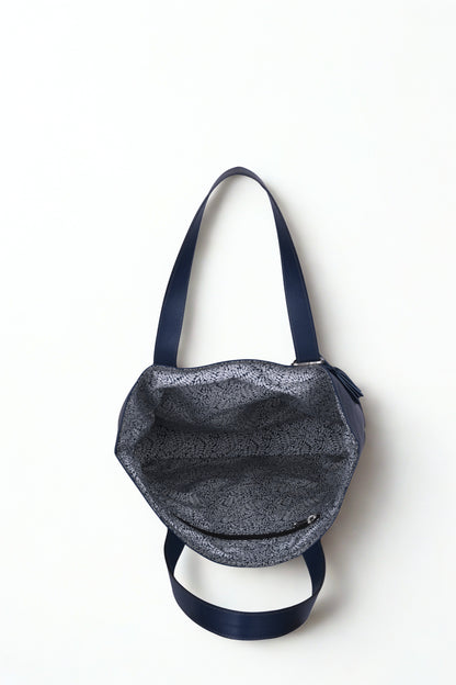 Carina - Tote