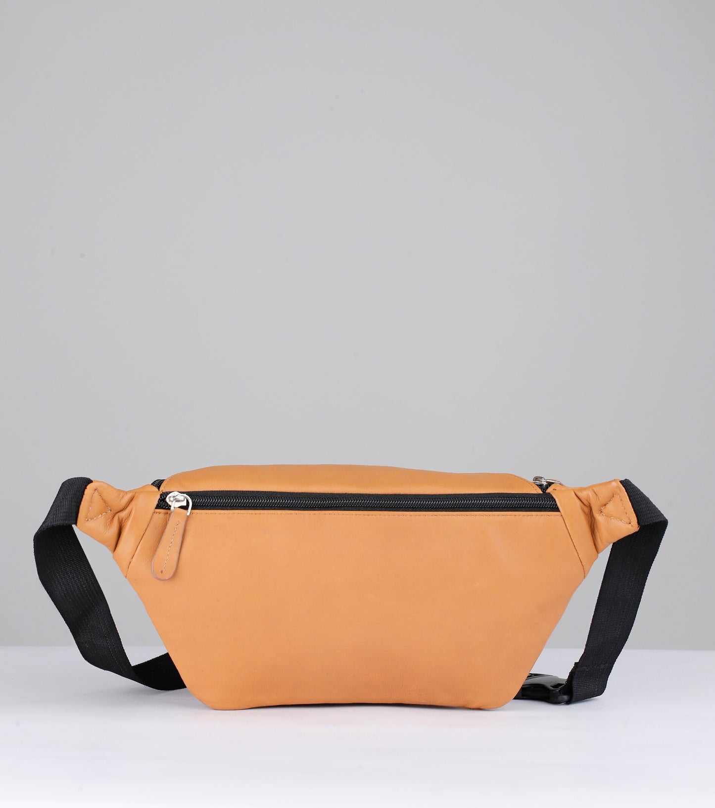 Titan- Crossbody